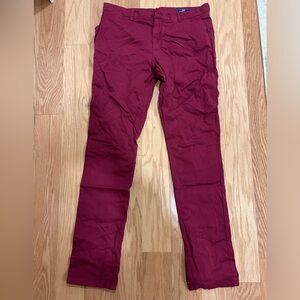 Mens vinyard vine on the go pants. Size 34.